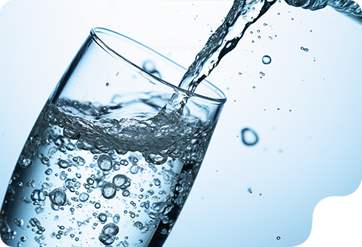 هل يمكن أن يسبب الماء العسر الإمساك؟ استكشاف الارتباط والحلول